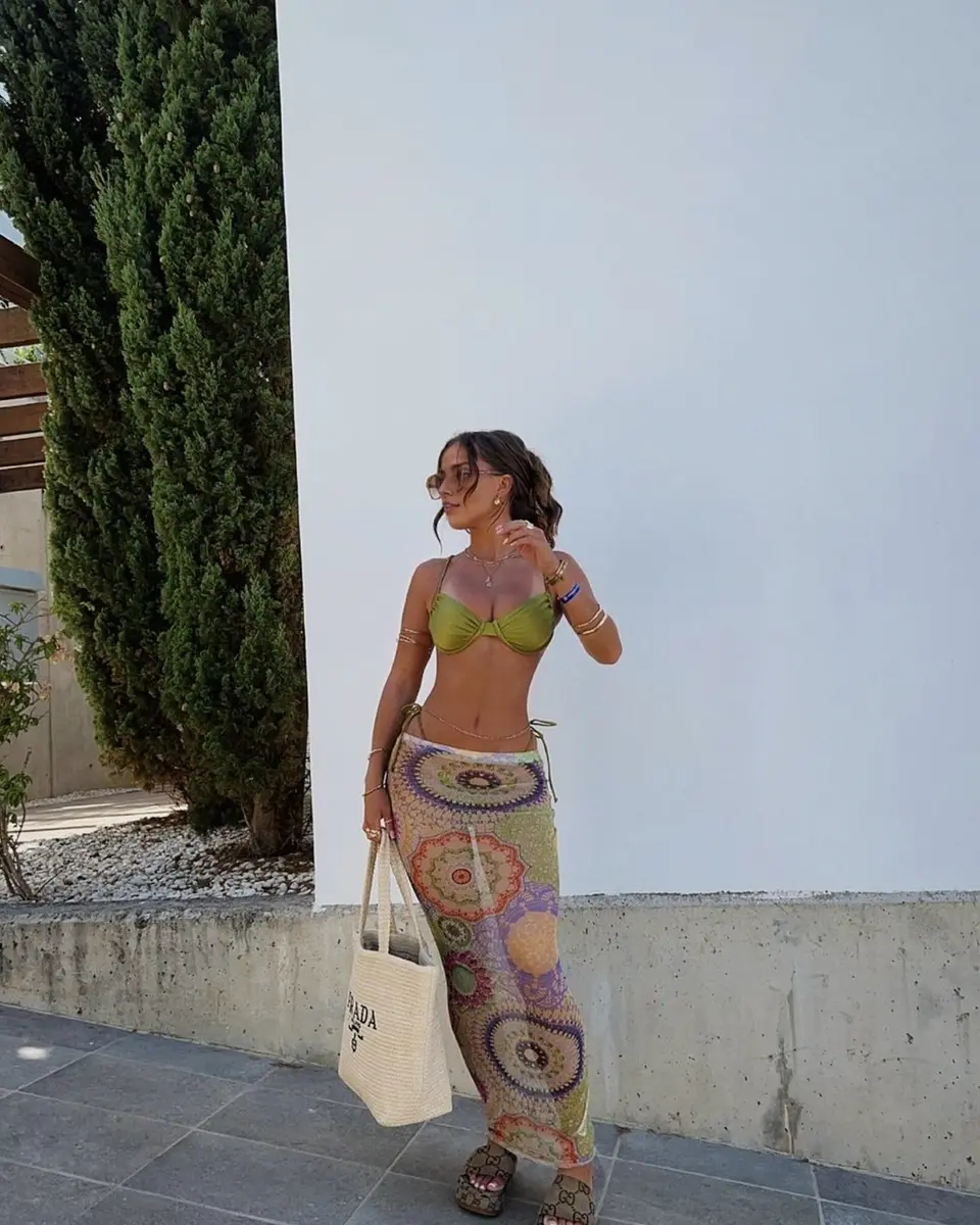 Avalin escort in Istanbul