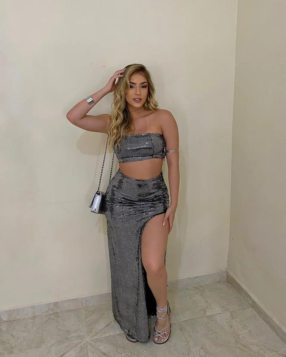 Elizabeth escort in Istanbul