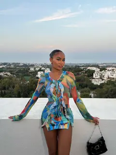 Ella escort in Istanbul