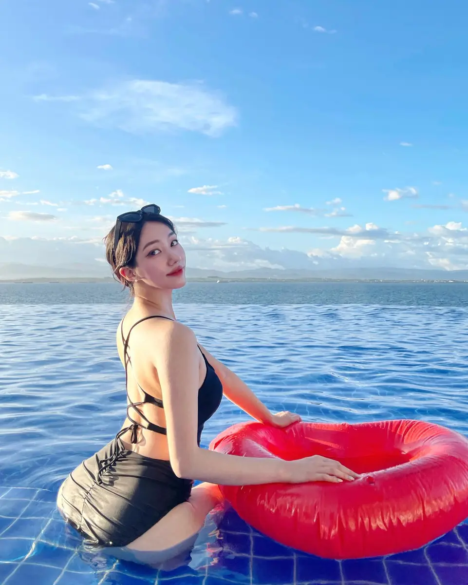 Estelle escort in Istanbul