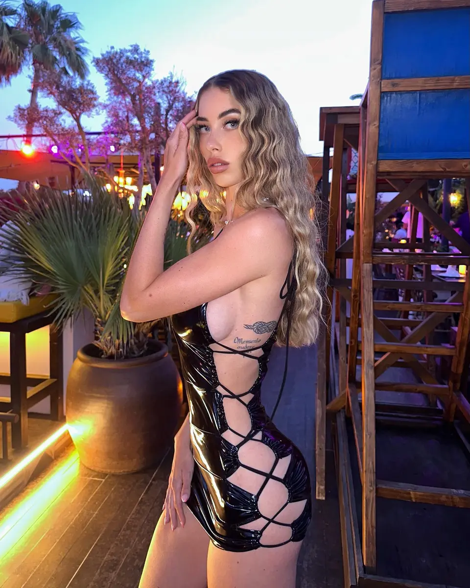 Eva escort in Istanbul