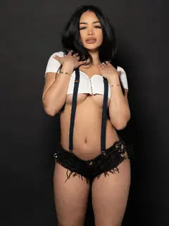 Gabrielle escort in Istanbul