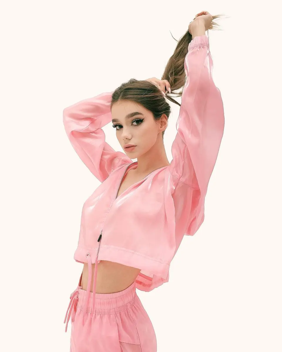 Katie escort in Istanbul