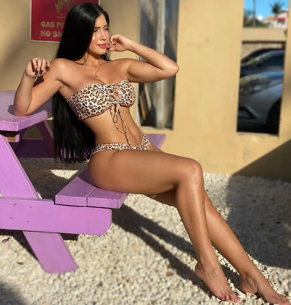 Maddie escort in Istanbul