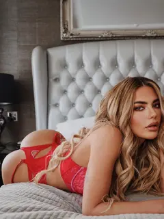 Megan  escort in Istanbul