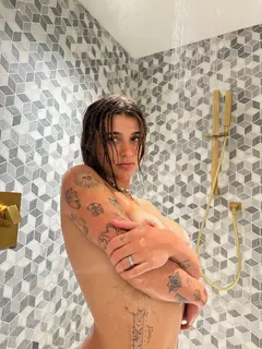 Ramona escort in Istanbul